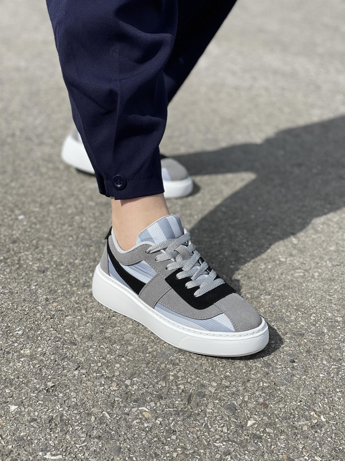 SPOR AYAKABI Kubra ShoesMİO ÜÇ RENK KOMBİNLİ 2,5 CM YÜKSEKLİKTE SPOR AYAKKABI