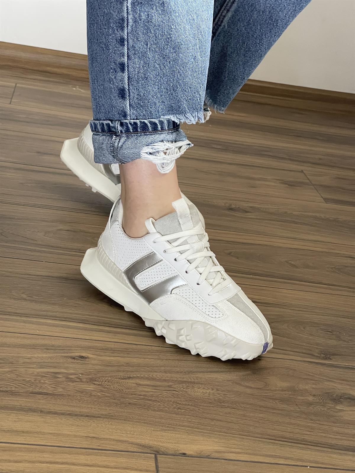 SPOR AYAKABI Kubra ShoesSABİNA ÇİVİ TABAN SPOR AYAKKABI