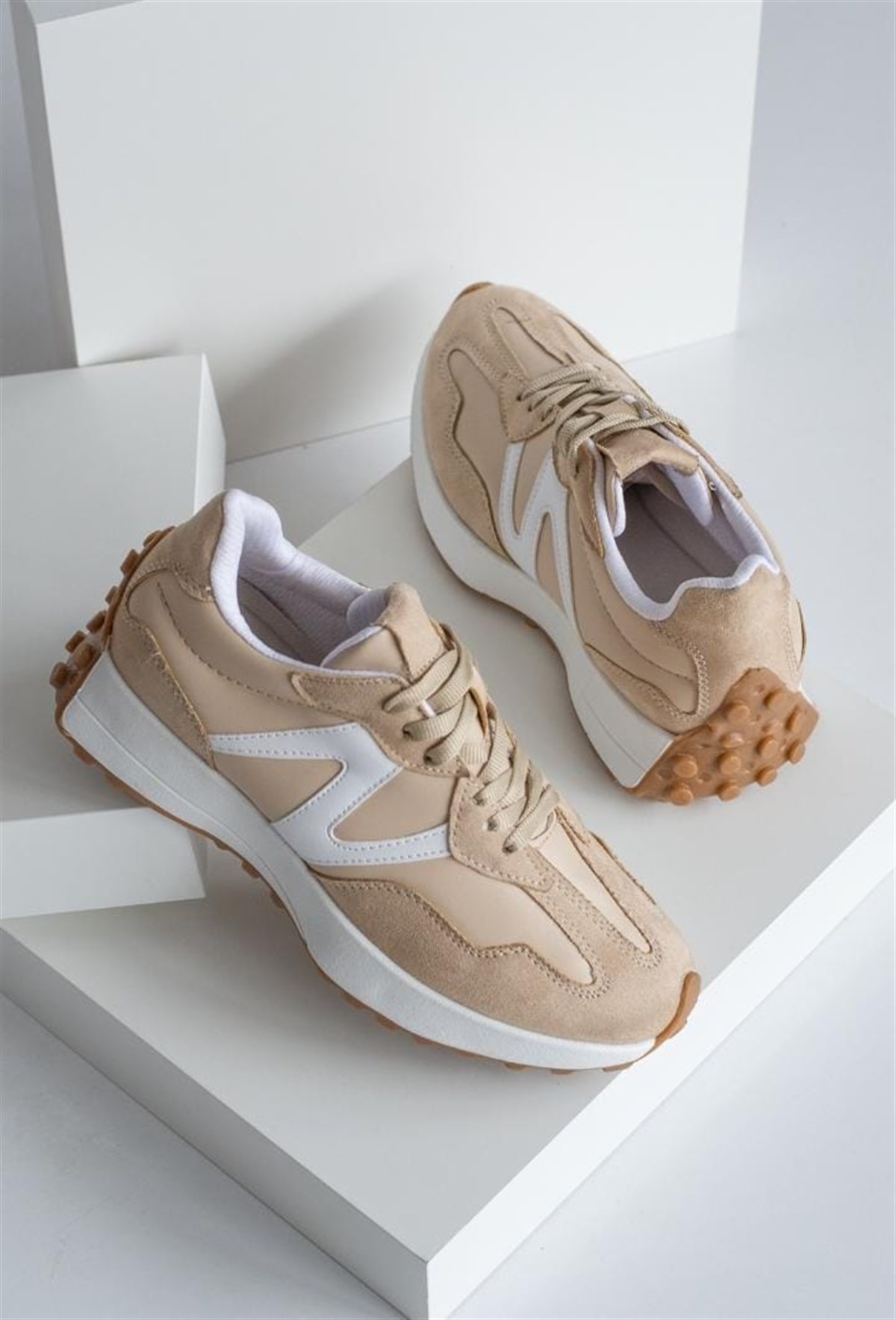 SPOR AYAKABI NONWOVENYuksek Taban Yeni Sezon Sneakers
