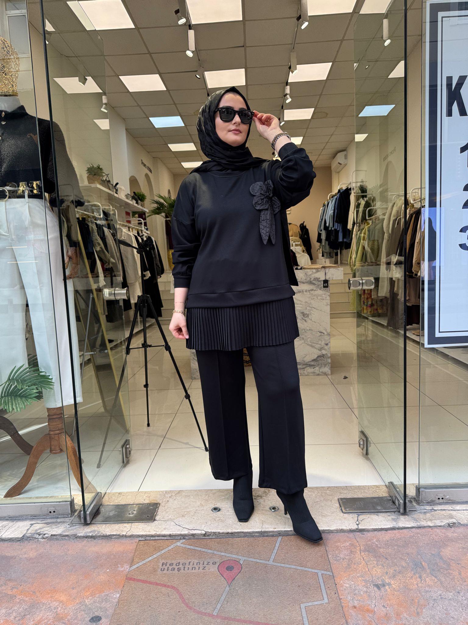 TAKIMÇİÇEKLİ PİLİSELİ TAKIM