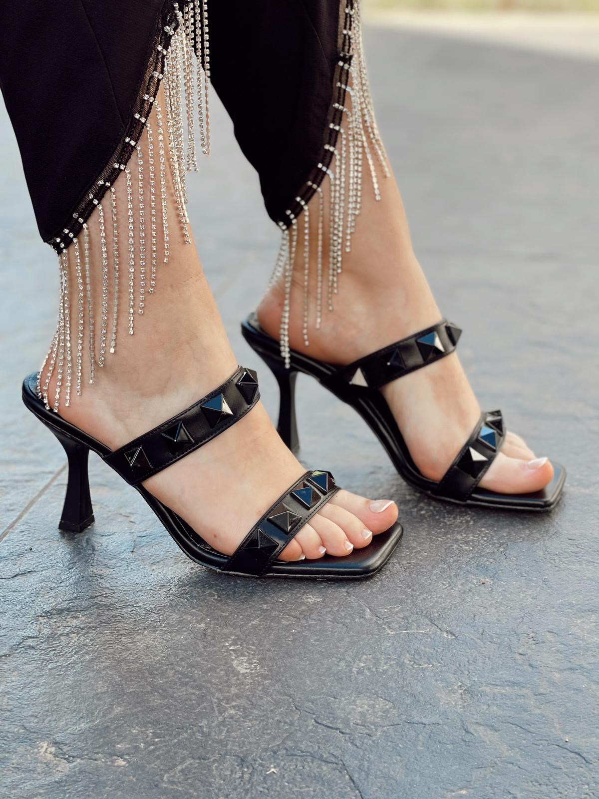 TERLİK NONWOVENÇivili Topuklu Terlik