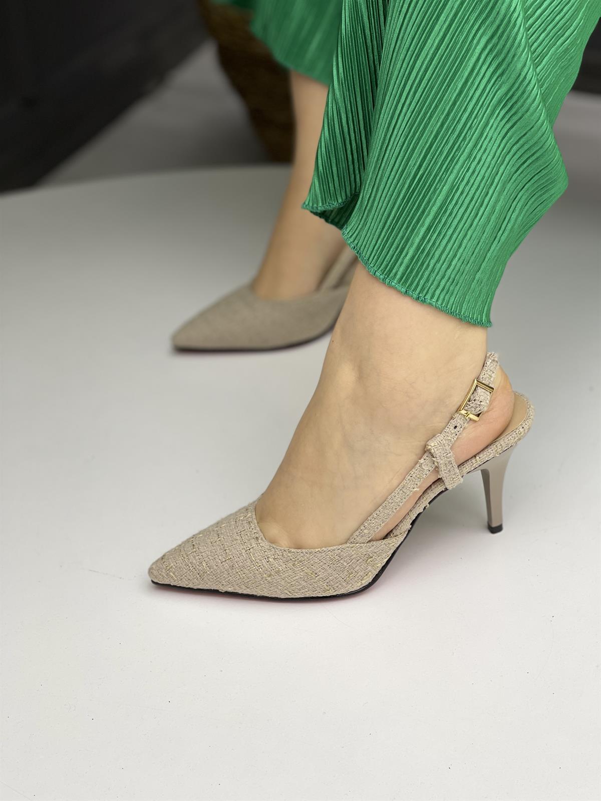 TOPUKLU AYAKKABI Kubra ShoesAMANDA TÜVİT KUMAŞ KLASİK ÖKÇE 