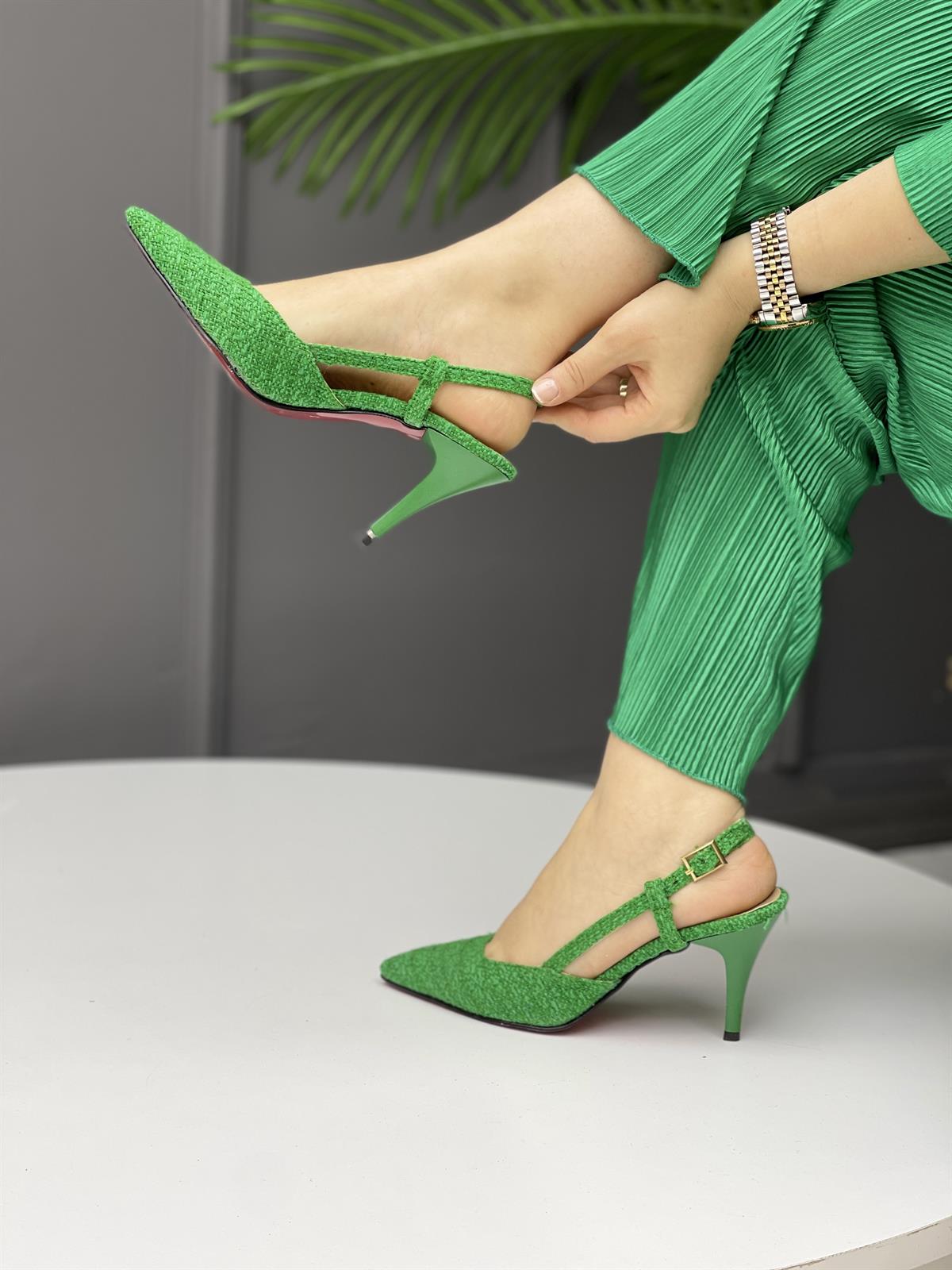 TOPUKLU AYAKKABI Kubra ShoesAMANDA TÜVİT KUMAŞ KLASİK ÖKÇE 