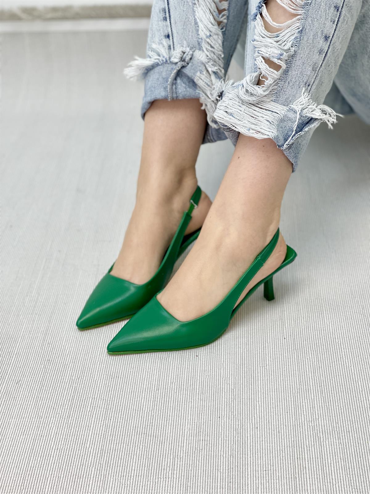 TOPUKLU AYAKKABI Kubra ShoesMİLA DÜZ MAT KADEH TOPUK