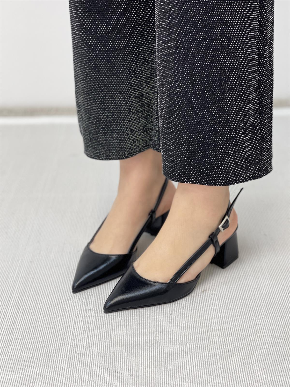 TOPUKLU AYAKKABI Kubra ShoesROCKY METALİK DERİ KARE TOPUK