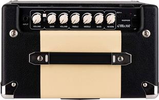 Cort CM15RBK Elektro Gitar Amfisi 15 Watt