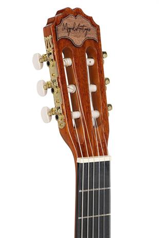 Miguel Artegas MAG70 Klasik Gitar 4/4