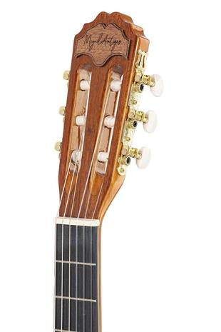Miguel Artegas MAG80 Klasik Gitar 4/4