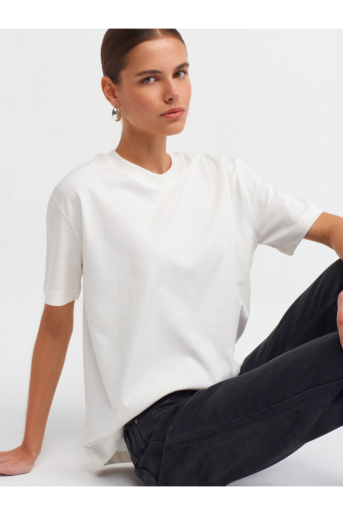 Dilvin Kadın 30312 Dekoratif Dikişli Bisiklet Yaka Tshirt Ekru -101A30312 - Dilvin - 101A30312-3