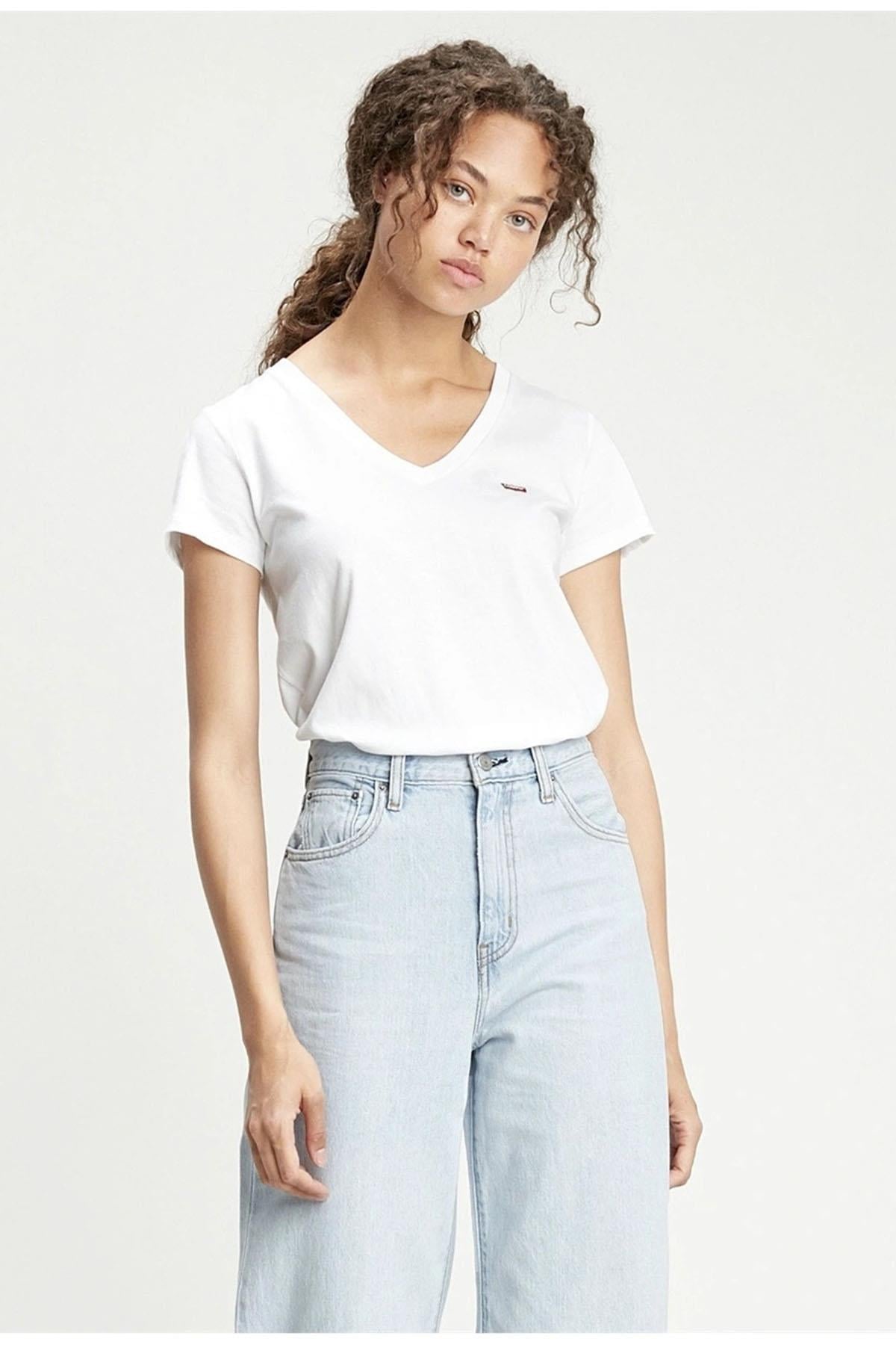 Levi's Beyaz Kadın T-Shirt - A3170-0010 - Levi's - A3170-0010