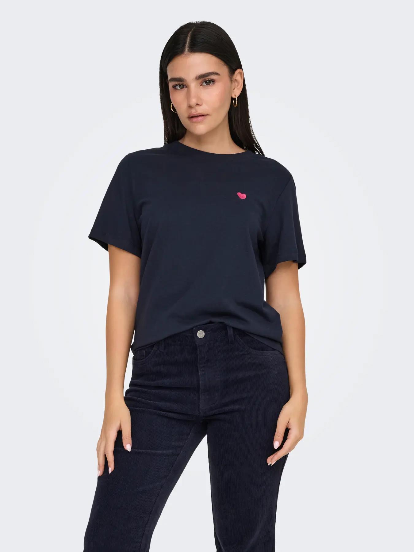 Only Kadın JDY Bisiklet Yaka Kalp Logolu T-Shirt - 15298612 - JDY - 15298612