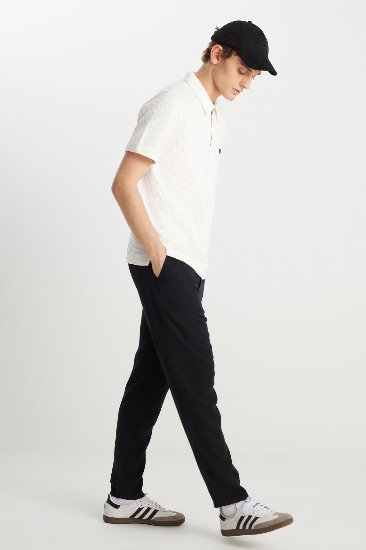 Wrangler Erkek Regular Fit Yumuşak Dokulu Siyah Pantolon - W221266001 - Wrangler - W221266001