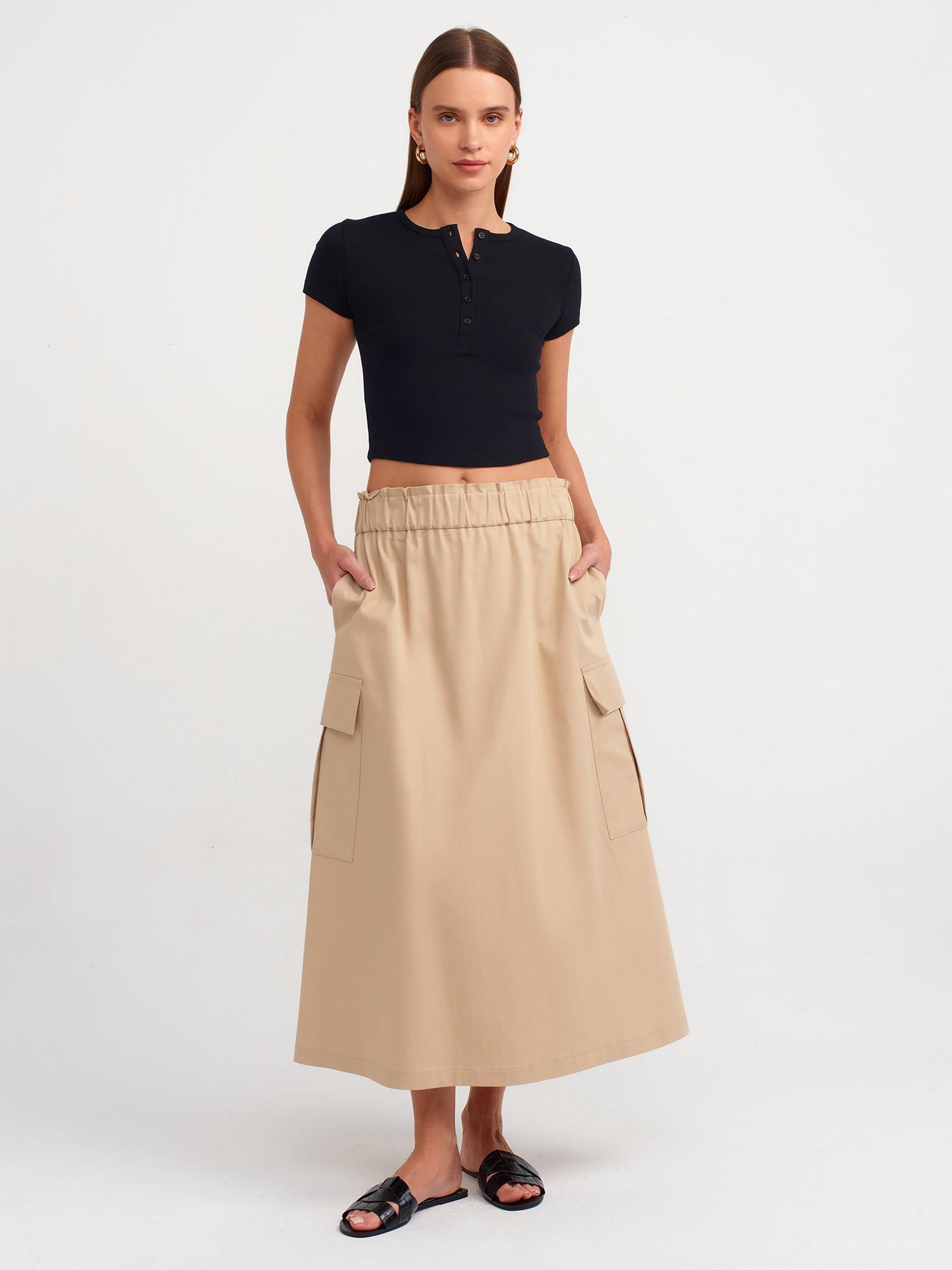 Dilvin Kadın Düğme Detaylı Crop T-shirt - 101A30938 · 13