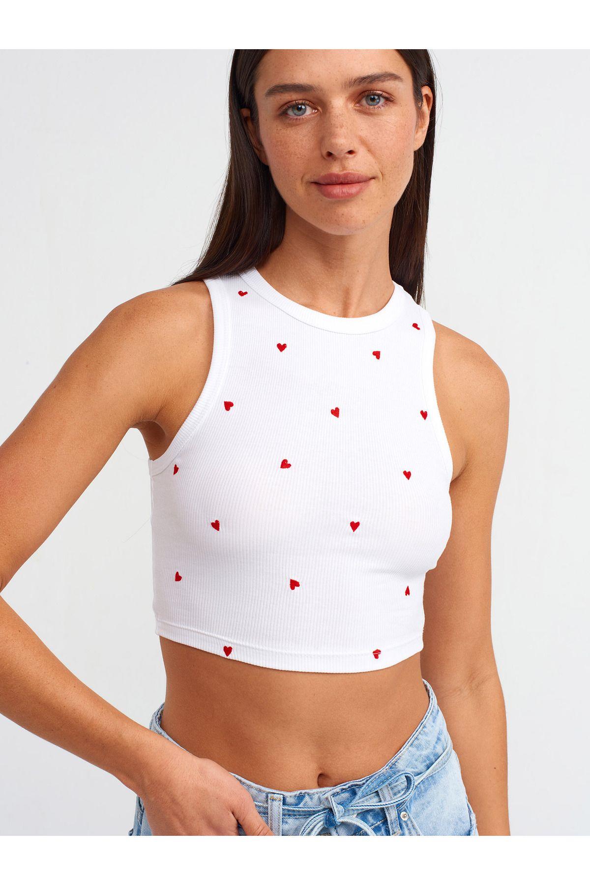 Dilvin Kadın Kalp Nakışlı Crop Top Beyaz Günlük Atlet- 20819 · 9