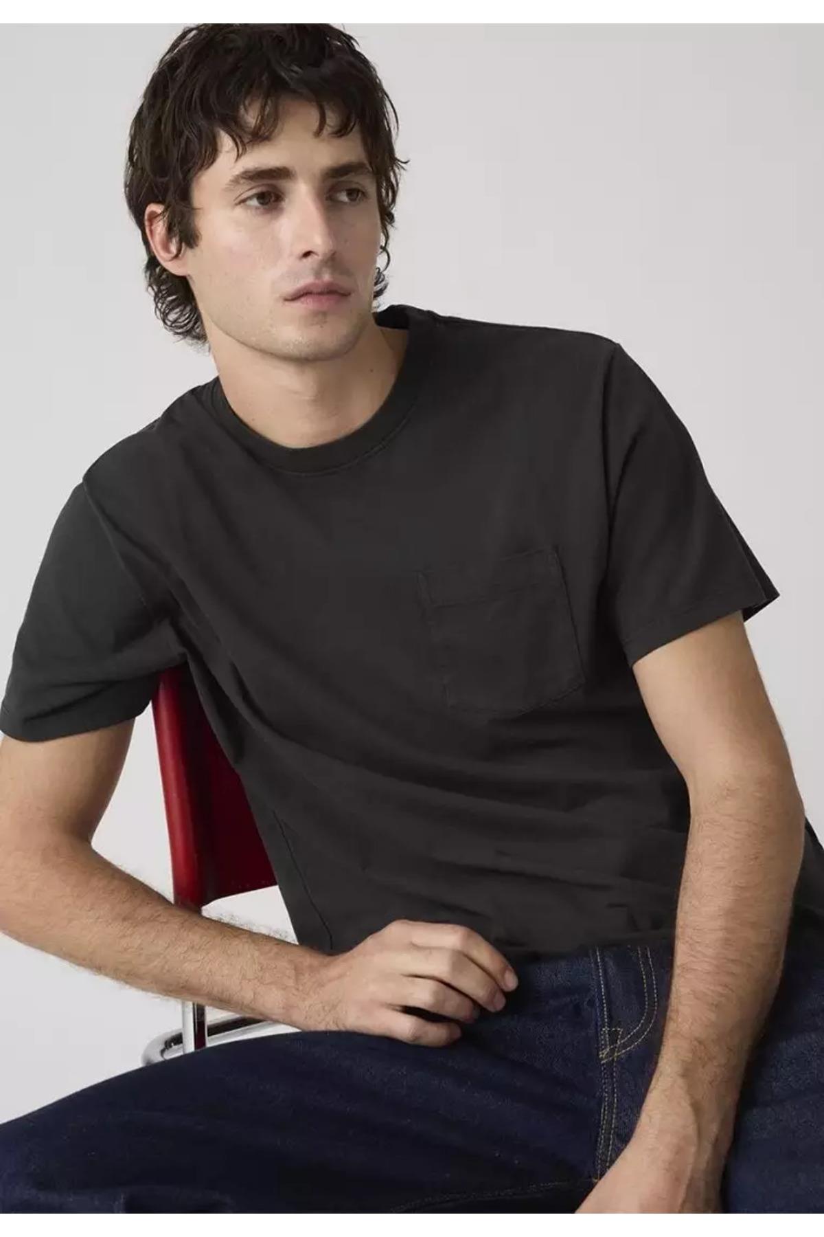 Levi's Erkek Ön Cepli Siyah Tişört - 005H0-003 - Levi's - 005H0-0039