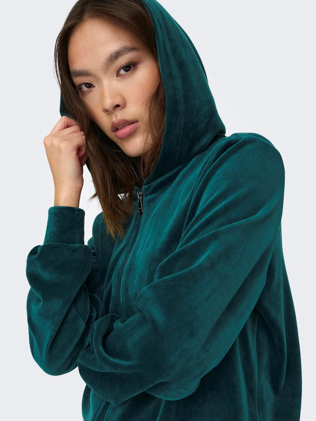 Only Kadın Fermuarlı Kadife Kapüşonlu Sweatshirt - 15299670 · 22
