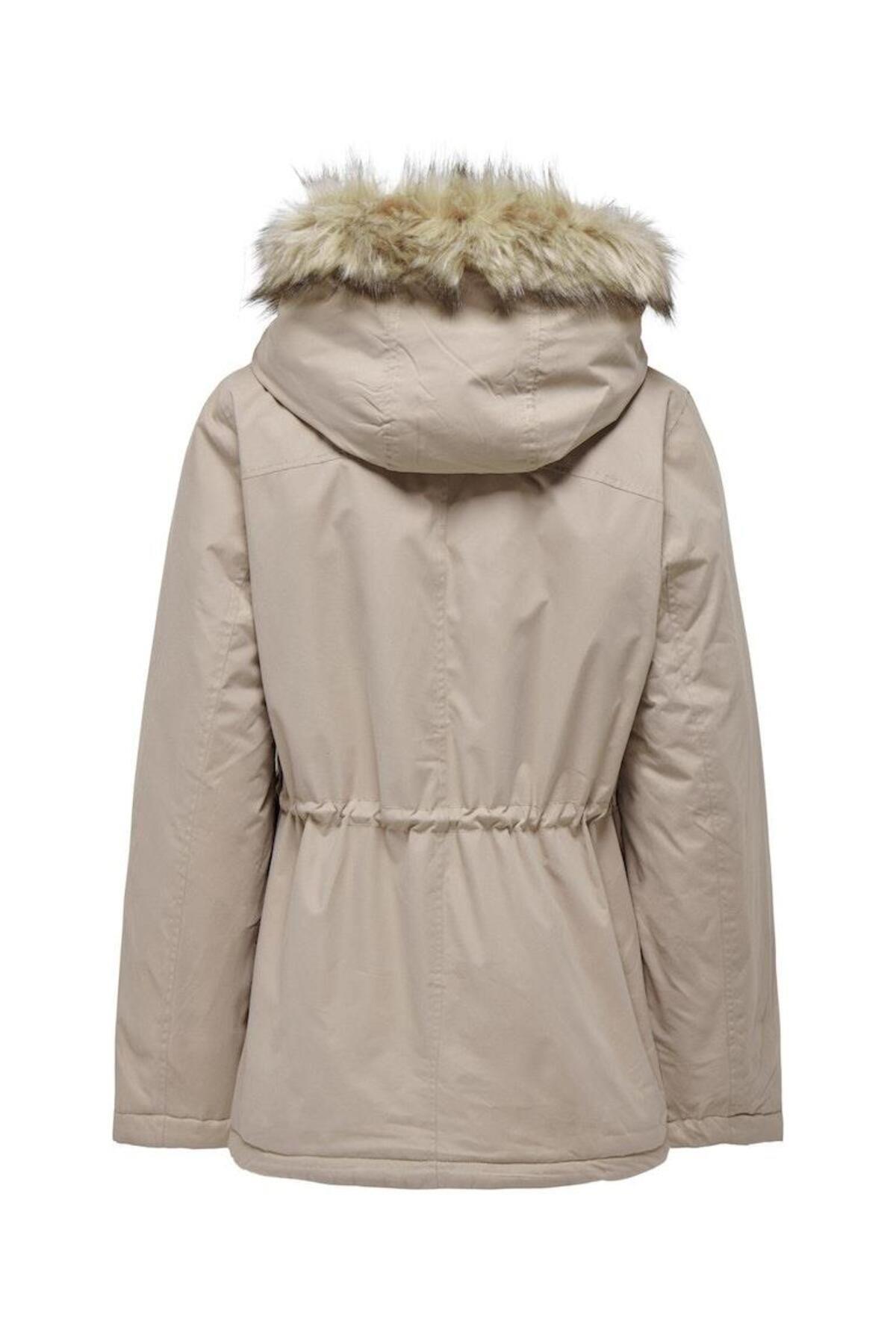 Only Lucia Kürklü Kapüşonlu Kadın Parka Mont 15293847 · 15