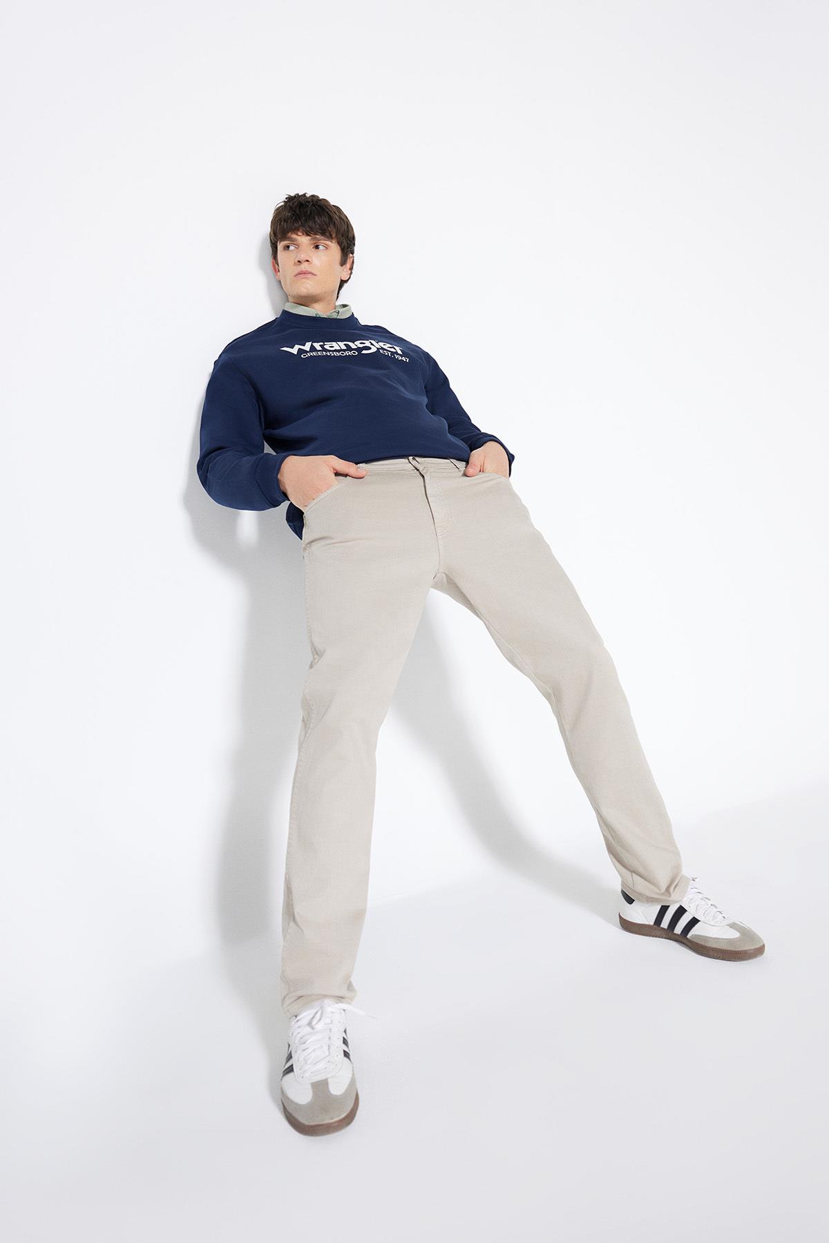 Wrangler Texas Slim Fit Dar Kesim Normal Bel Dar Paça Esnek Bej Erkek Pantolon - W212331 - Wrangler - 2-W212331