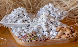 ÖZEL ANTEP FISTIKLI KUŞ LOKUMU  (500 GRM )
