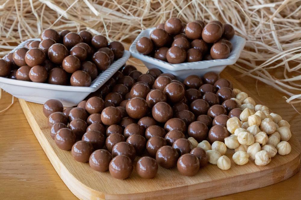 SÜTLÜ ÇİKOLATA KAPLI FINDIK DRAJE (1 KG)