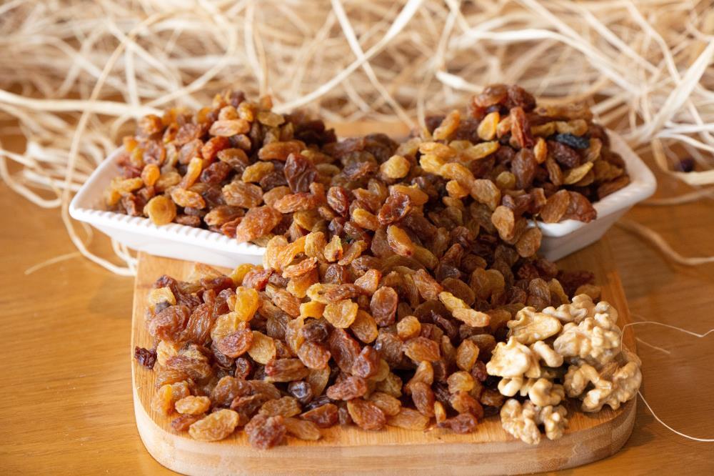 ÇEKİRDEKSİZ KURU ÜZÜM  (500GRM )