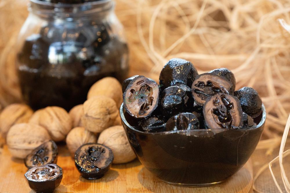 CEVİZ REÇELİ  (1 KG)