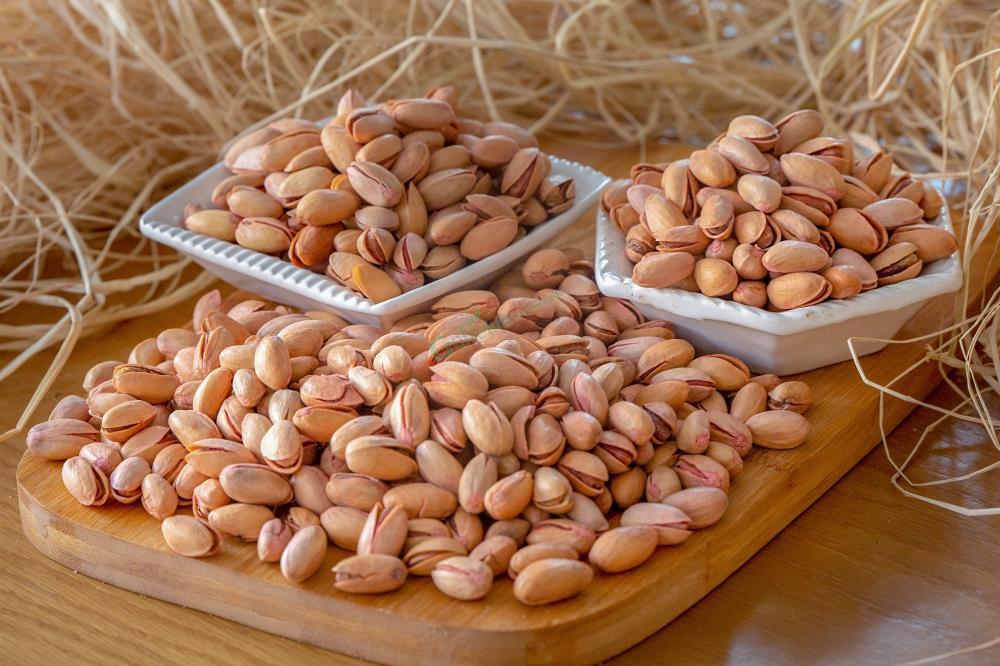ÖZEL SİİRT FISTIĞI  (PEMBE) 1 KG
