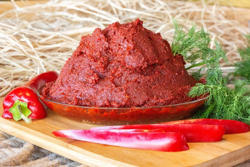 URFA ACI BİBER SALÇASI (1 KG)