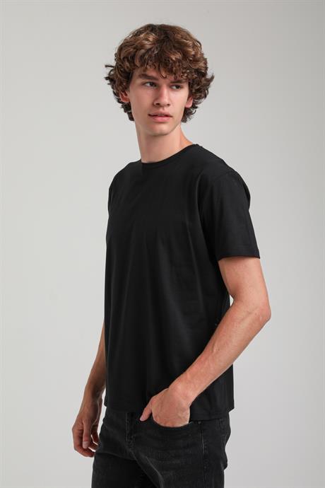 Siyah Slim Fit Basic Likralı  Tişört 25SSM20341