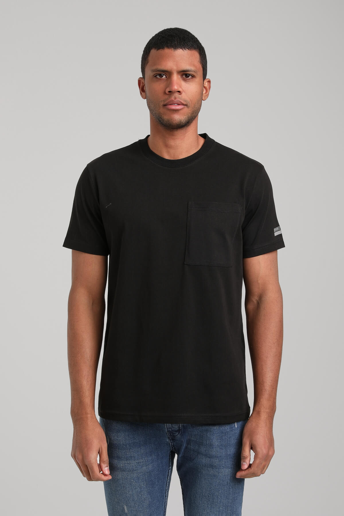 Bisiklet Yaka Siyah Slim Fit Tişört 24SSM20273