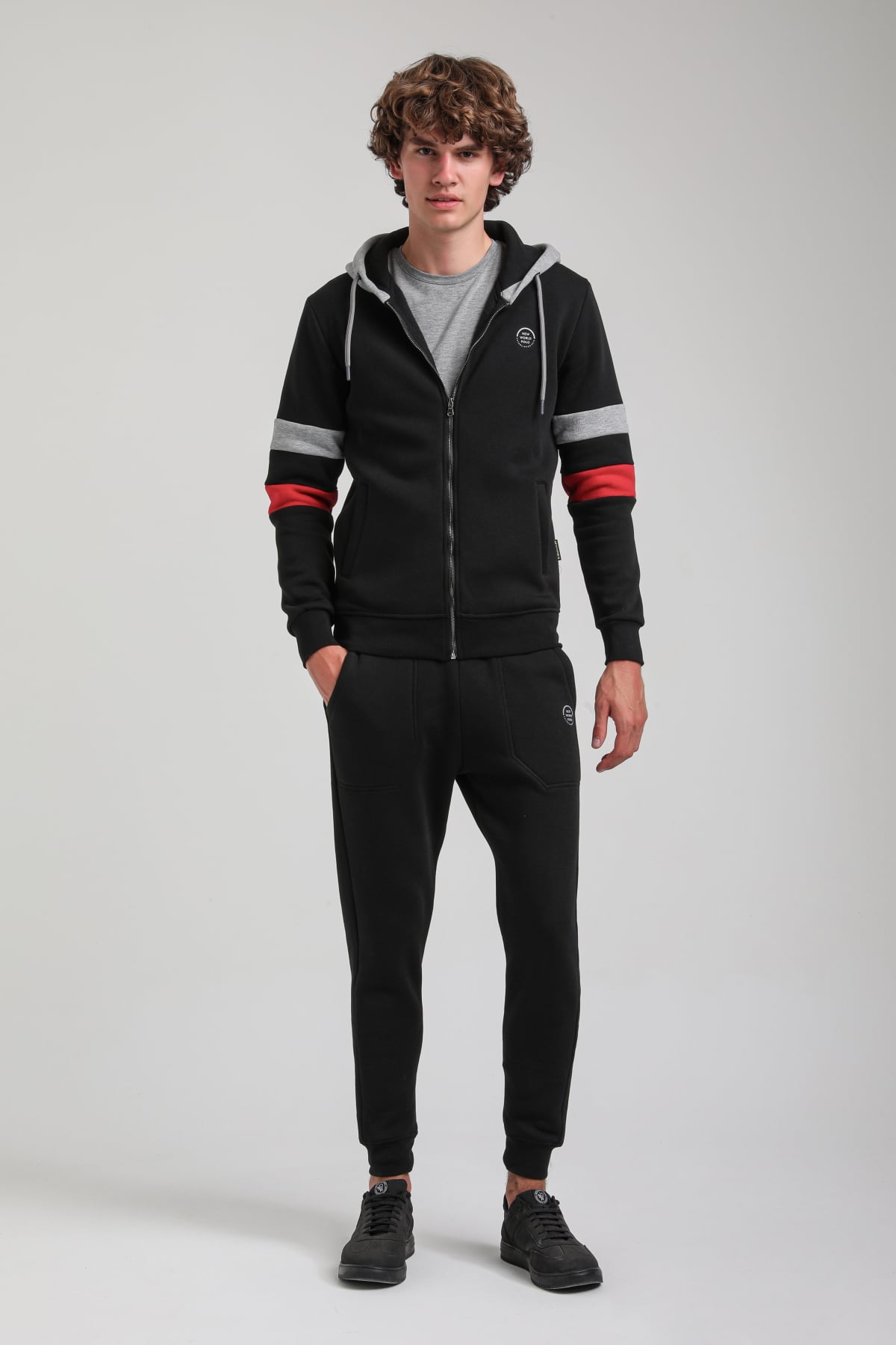 Kapşonlu Ve Fermuarlı Siyah Slim Fit Full-Zip Sweatshirt 23FWM64068