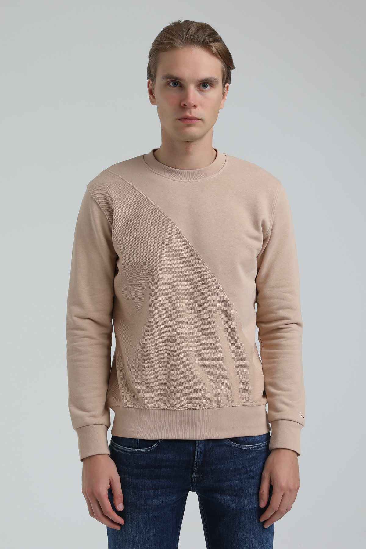 New World Polo Bisiklet Yaka Bej Regular Sweatshirt 22FWM60125