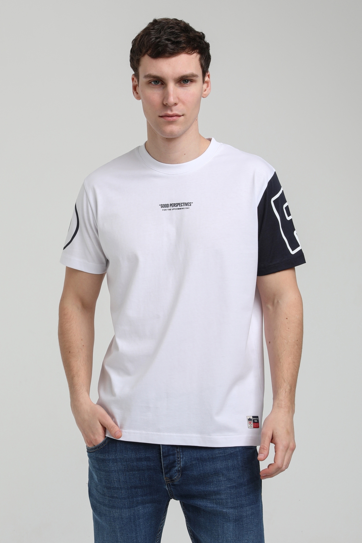 New World Polo Bisiklet Yaka Beyaz Slim Fit Tişört 23SSM20326