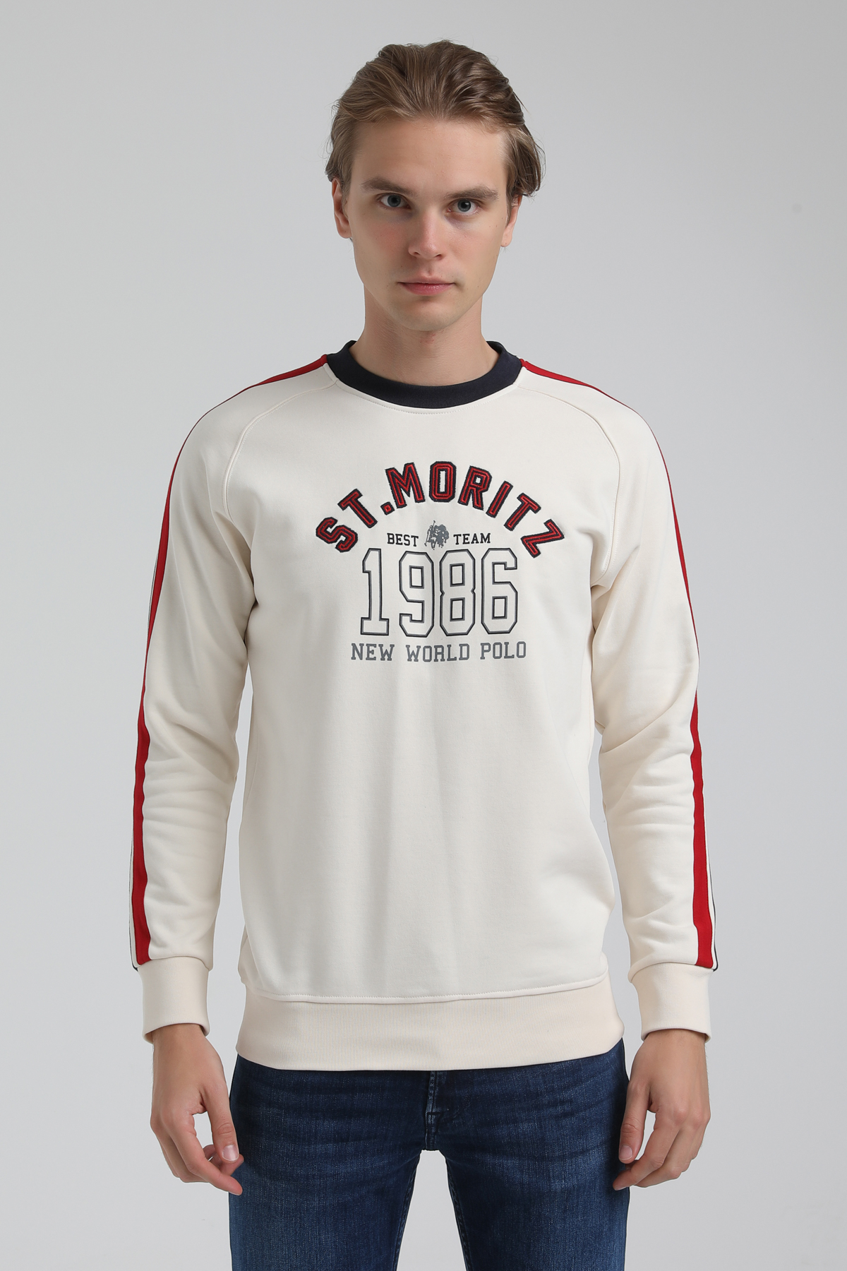 New World Polo Bisiklet Yaka Ekru Regular Sweatshirt 22FWM60138
