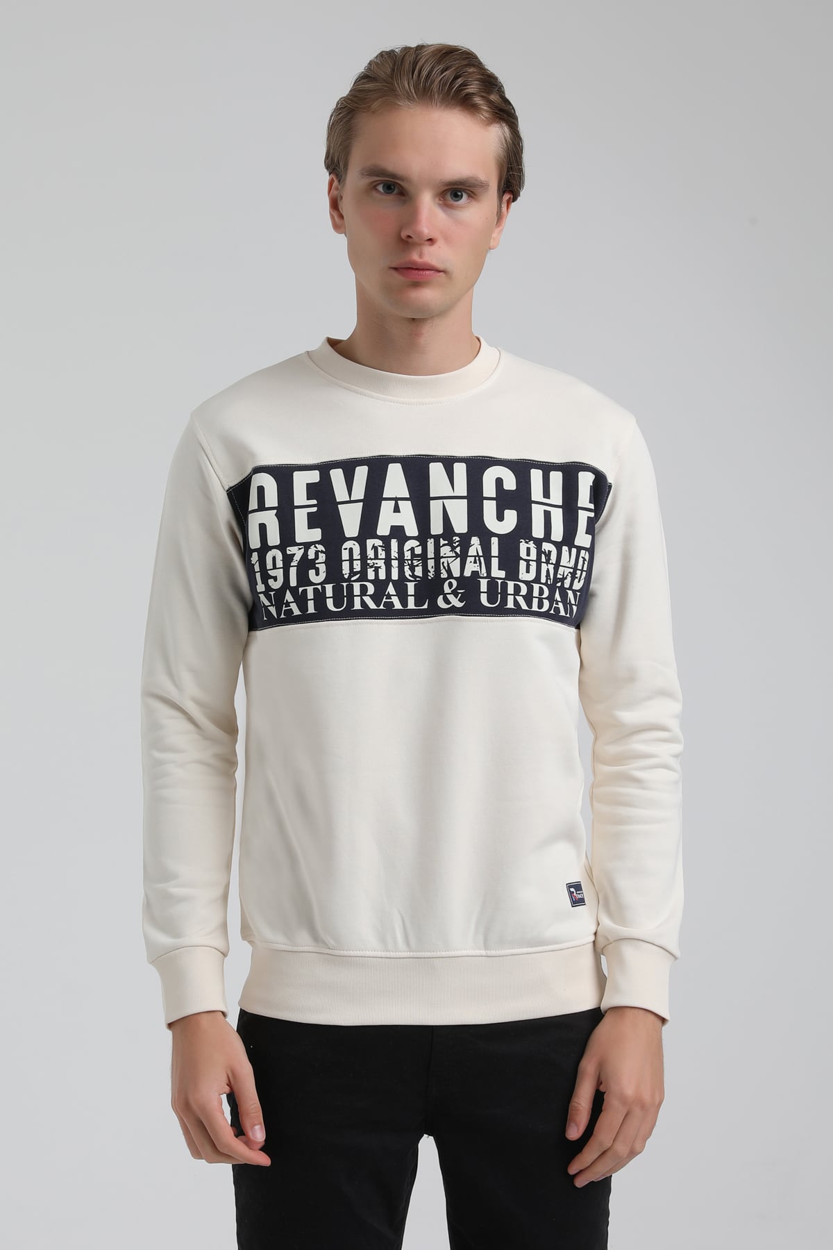 New World Polo Bisiklet Yaka Ekru Regular Sweatshirt 22FWM60130