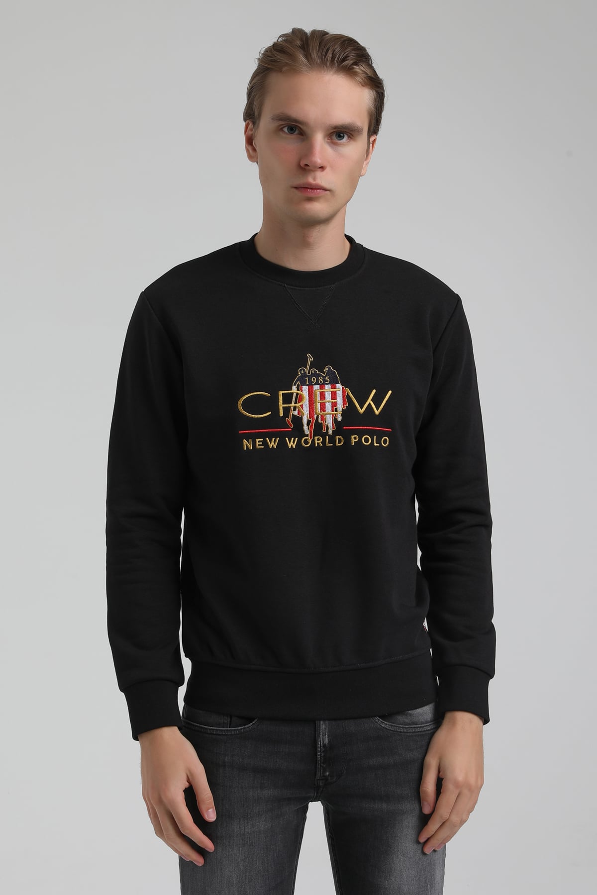 New World Polo Bisiklet Yaka Siyah Regular Sweatshirt 22FWM60116