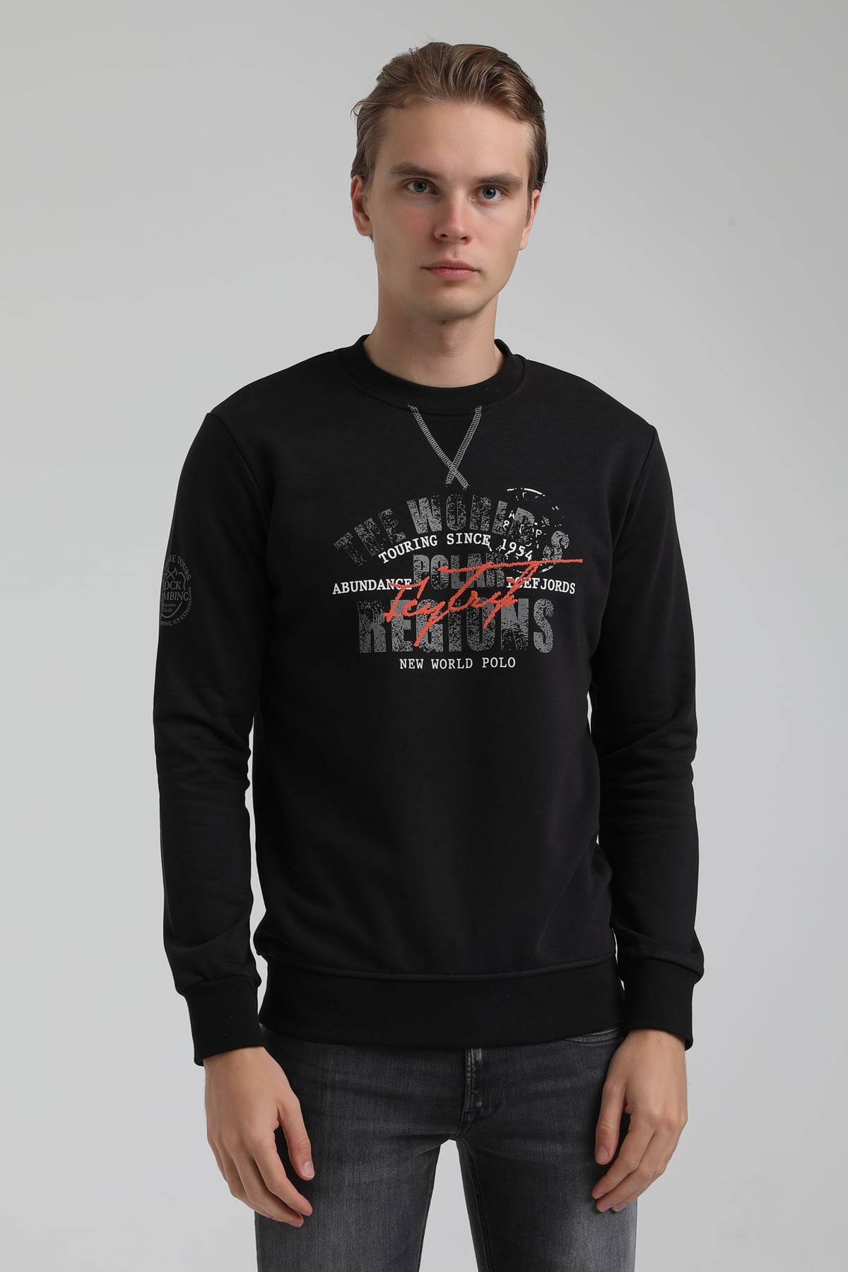 New World Polo Bisiklet Yaka Siyah Regular Sweatshirt 22FWM60136