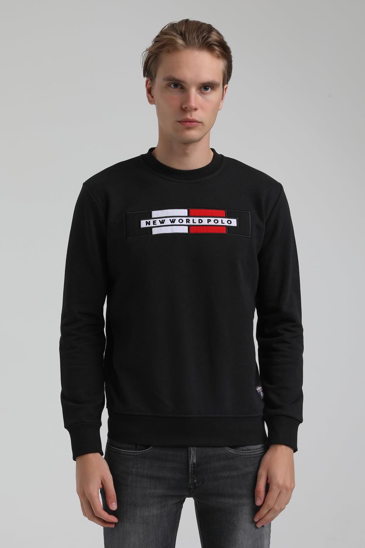 New World Polo Bisiklet Yaka Siyah Regular Sweatshirt 22FWM60124