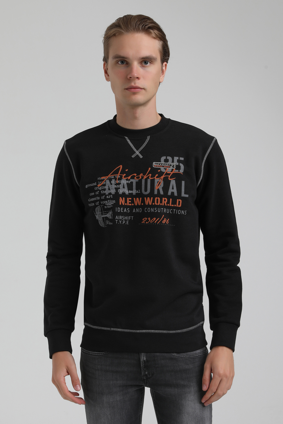 New World Polo Bisiklet Yaka Siyah Regular Sweatshirt 22FWM60121