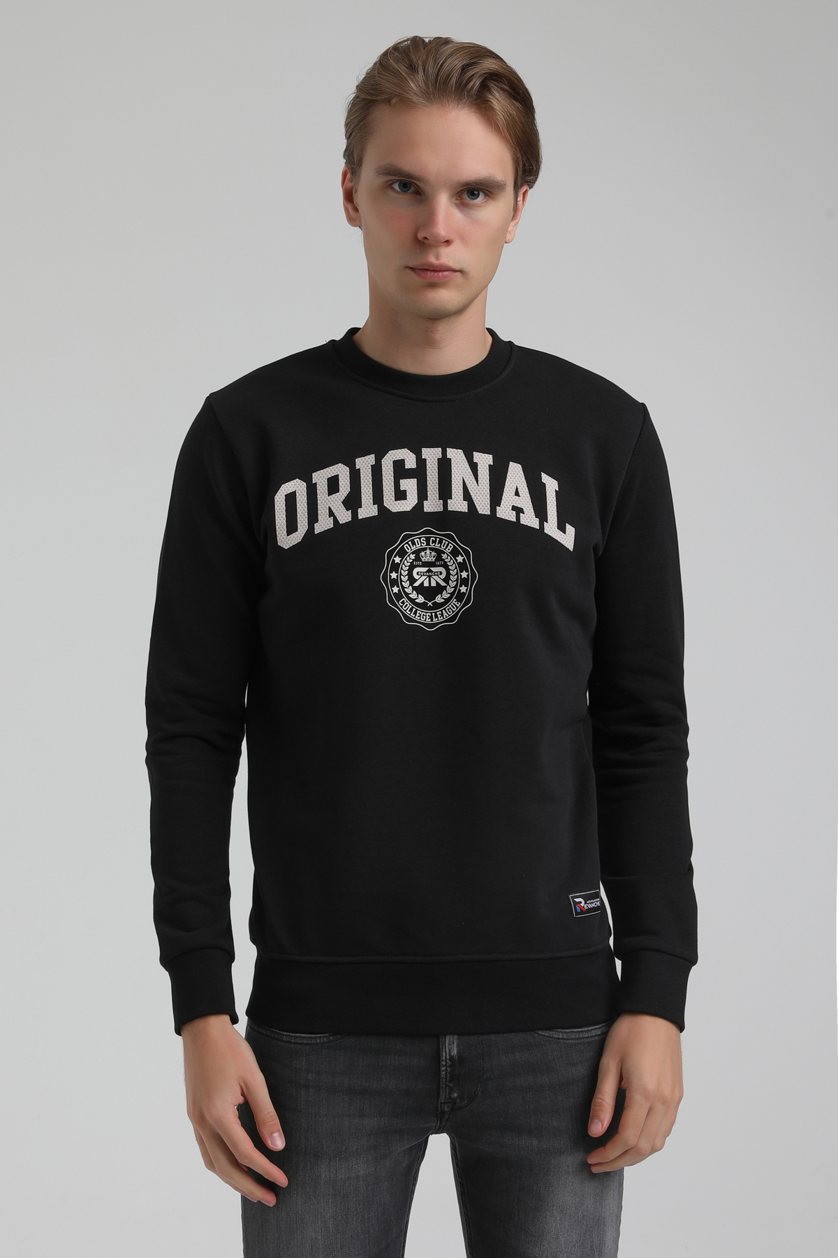 New World Polo Bisiklet Yaka Siyah Regular Sweatshirt 22FWM60132