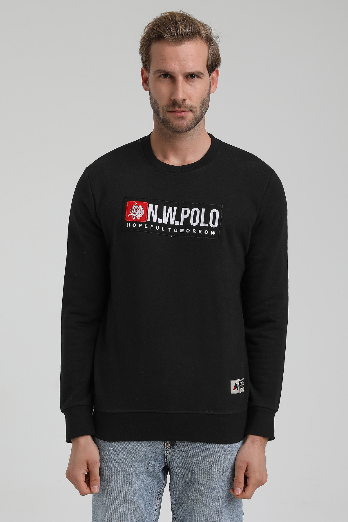 New World Polo Bisiklet Yaka Siyah Slim Fit Sweatshirt 22FWM60127