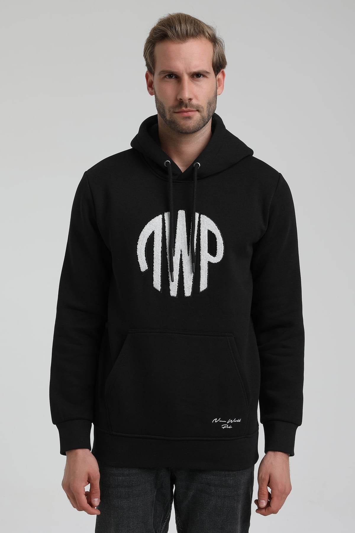 New World Polo Bisiklet Yaka Siyah Slim Fit Sweatshirt 22FWM64037