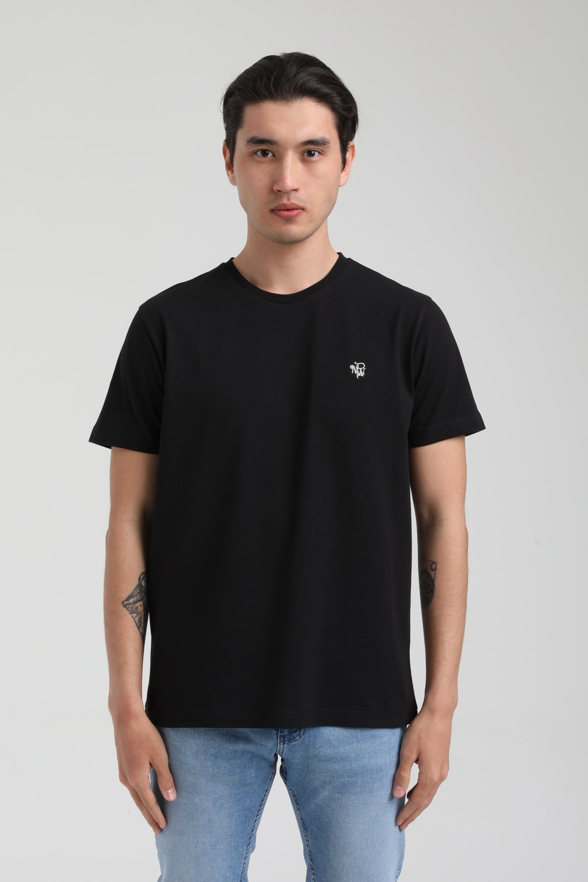 New World Polo Bisiklet Yaka Siyah Slim Fit Tişört 22.01.T3.001