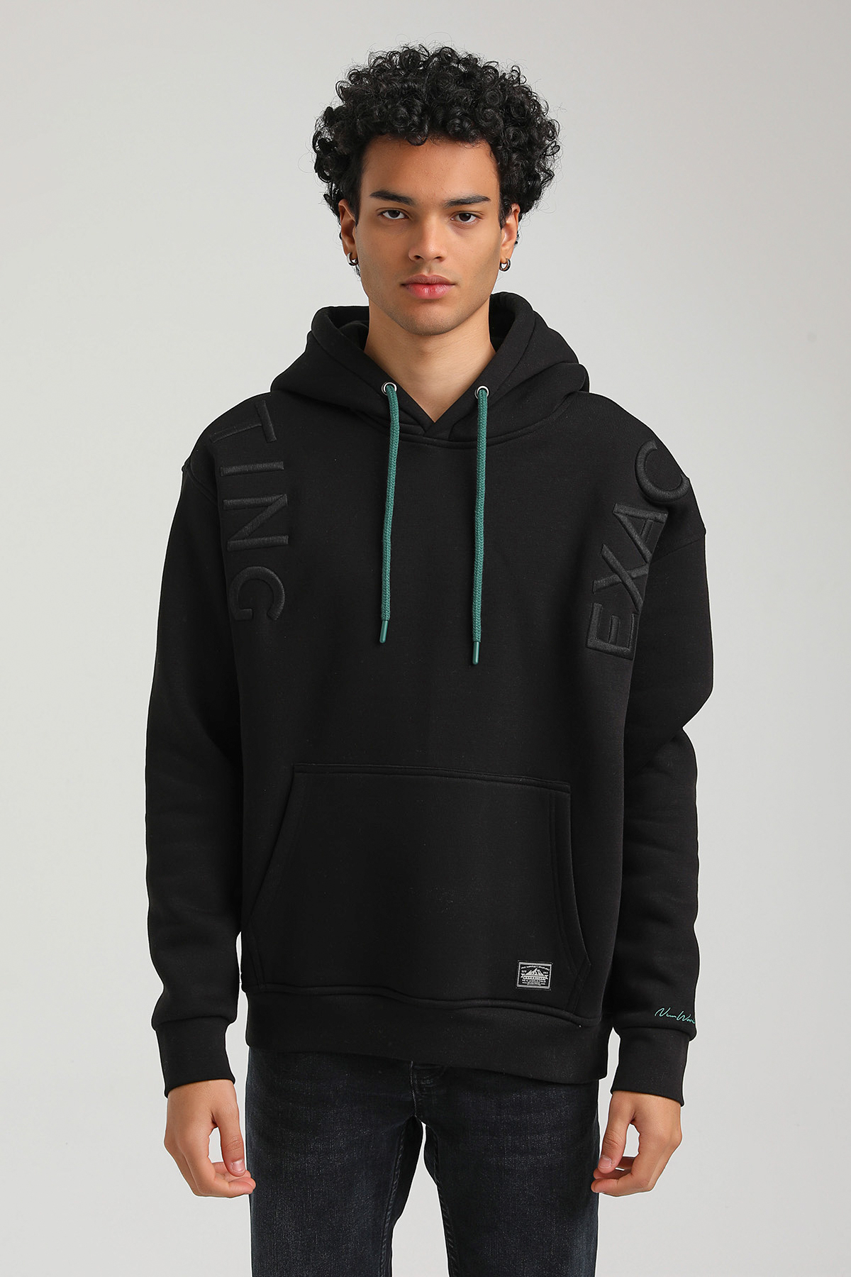 New World Polo Kapşonlu Siyah Slim Fit Hoodie 23FWM64048