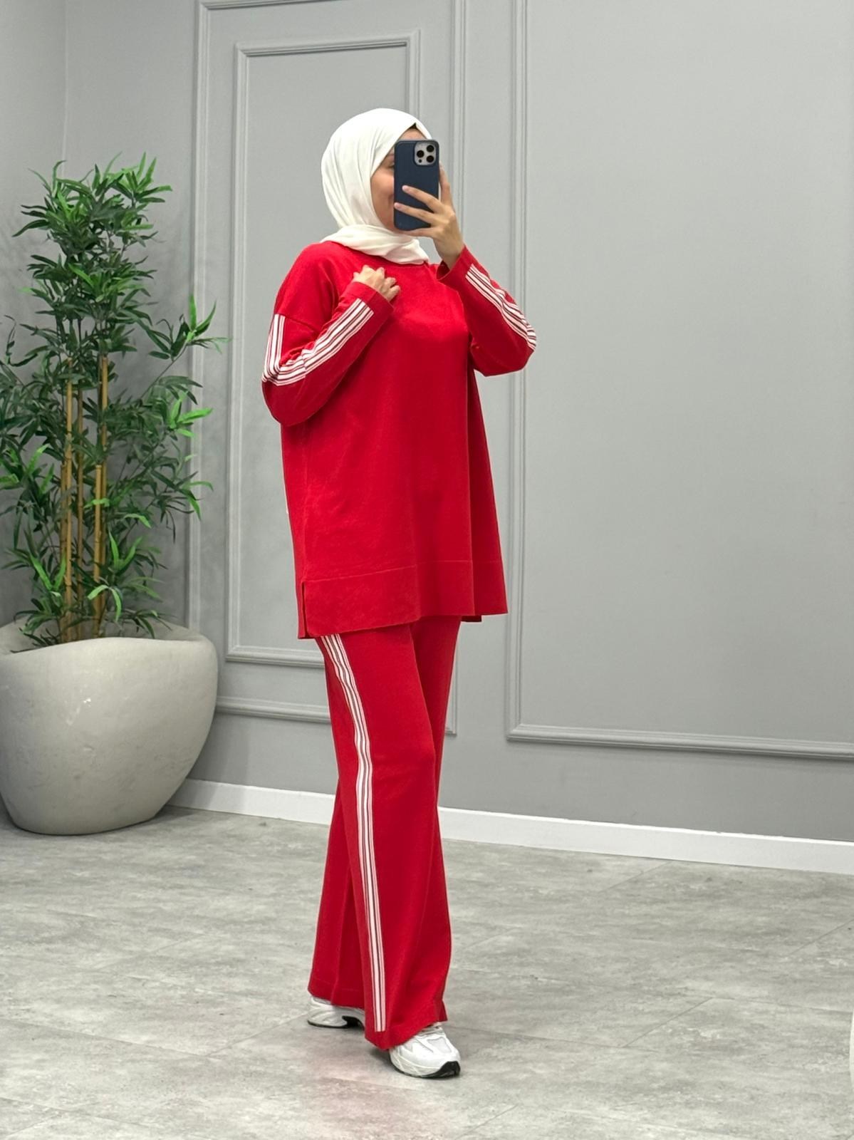 Şeritli Çizgili Takım -Nar Çiçeği
