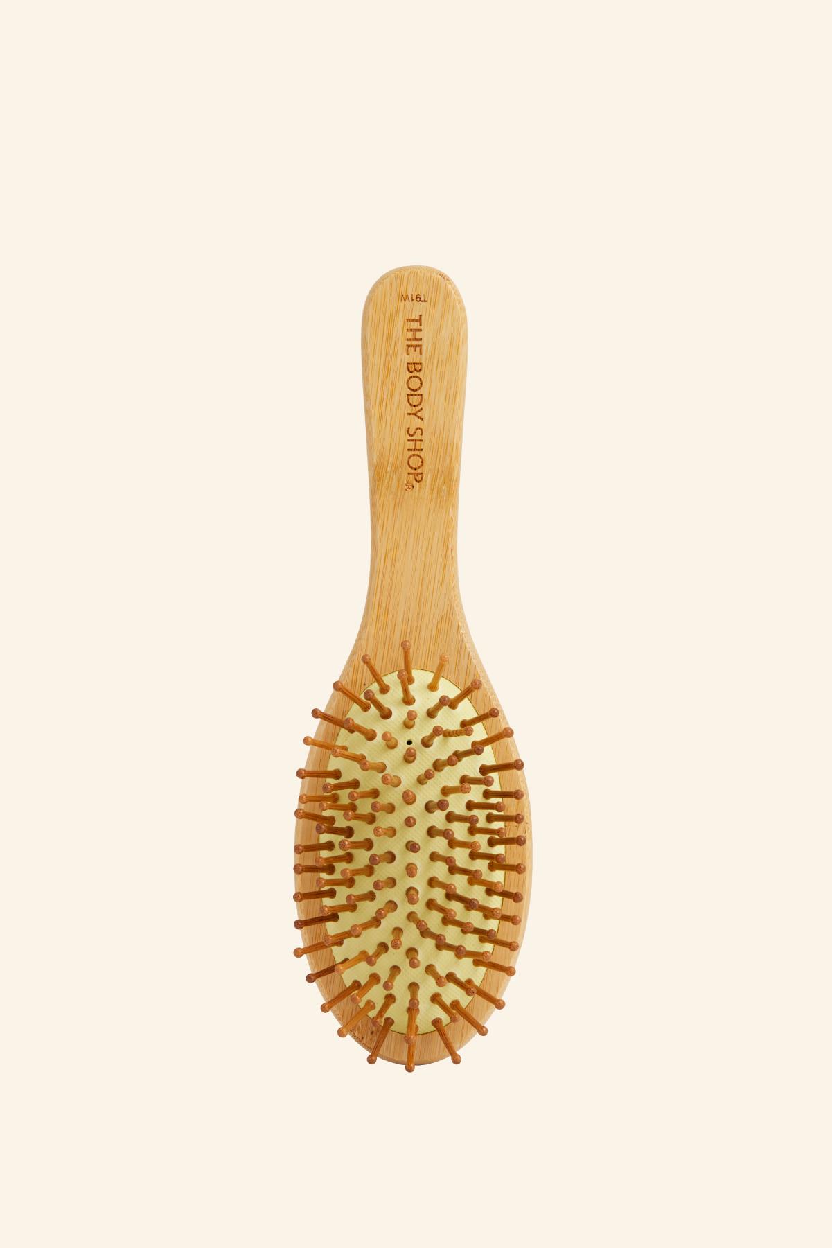Bambu Dişli Saç Fırçası (Oval) | The Body Shop