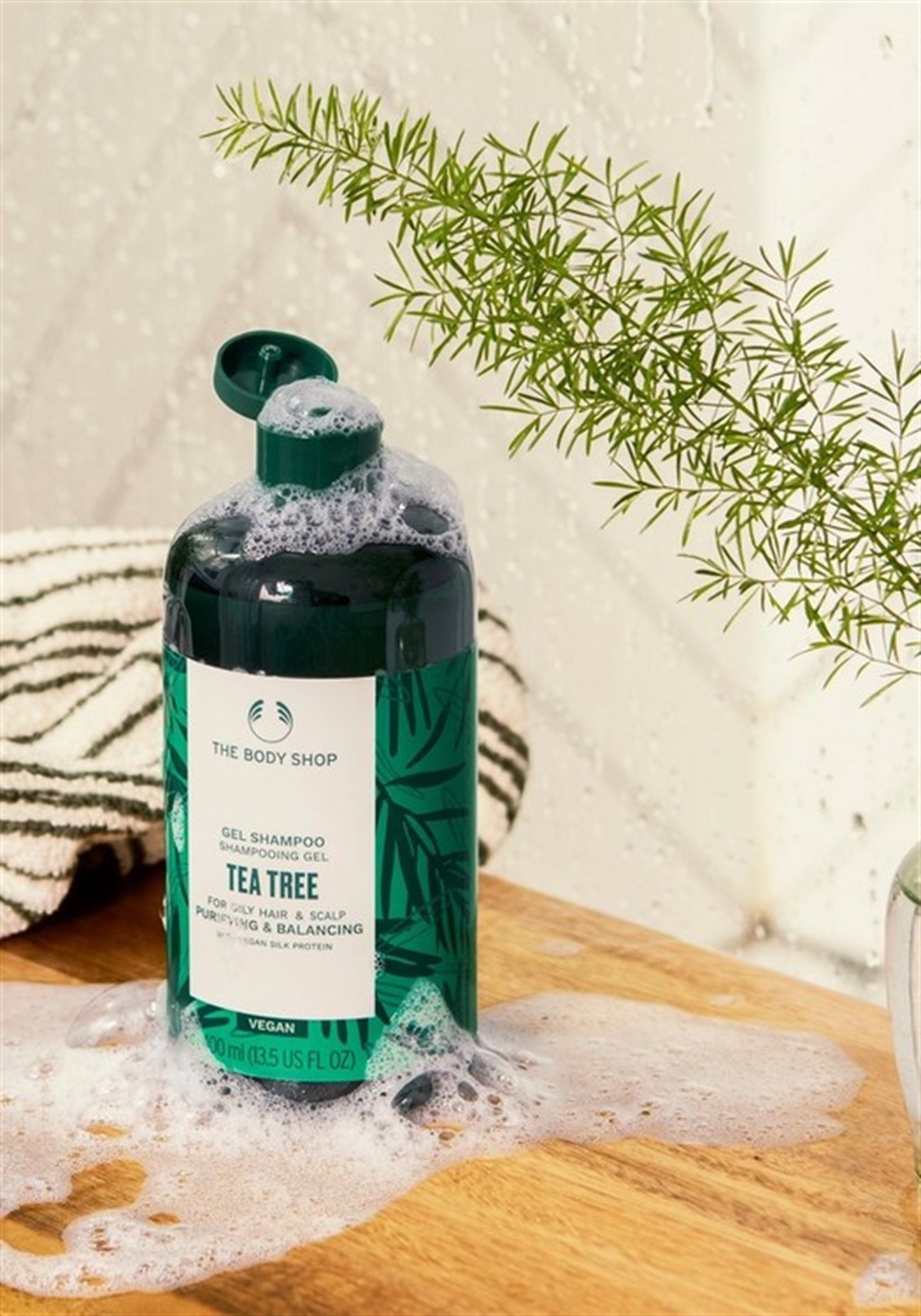 Çay Ağacı Arındırıcı ve Dengeleyici Jel Şampuan | The Body Shop