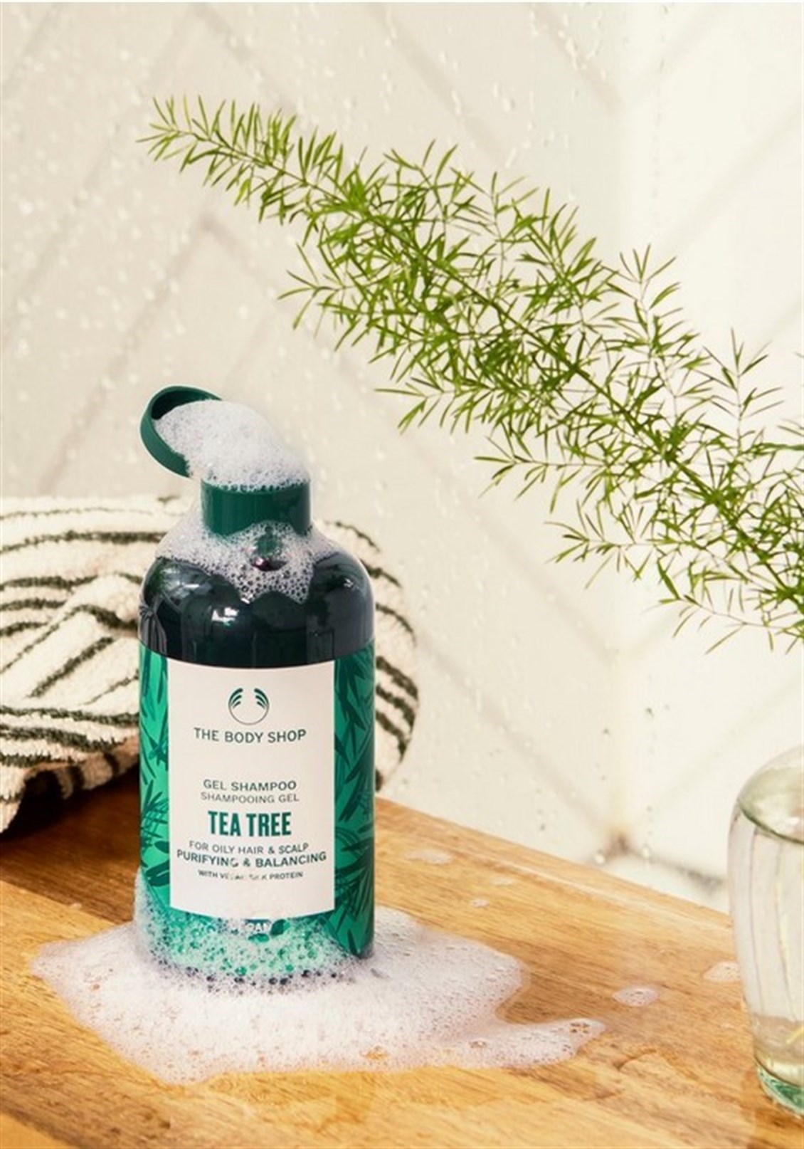 Çay Ağacı Arındırıcı ve Dengeleyici Jel Şampuan | The Body Shop