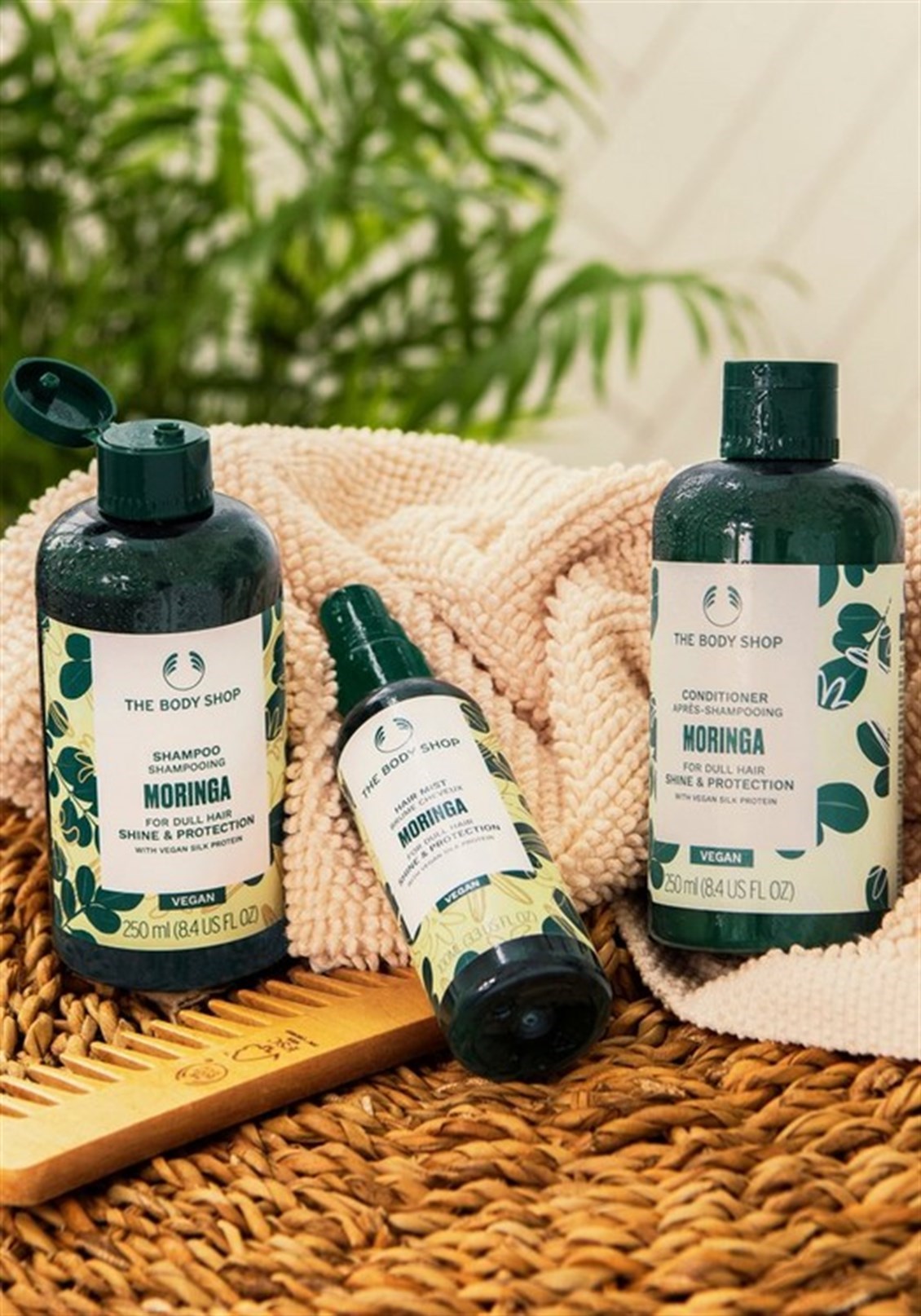 Moringa Işıltı Veren Koruyucu Şampuan | The Body Shop