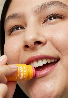 BME LIP BALM SWIPE IT STRAWBERRY 5G A0X